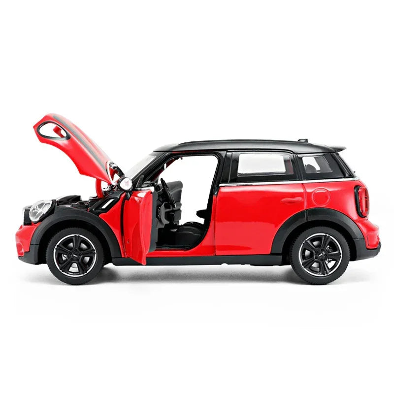 Mini Countryman, 1:24 Scale (Red) — image 3