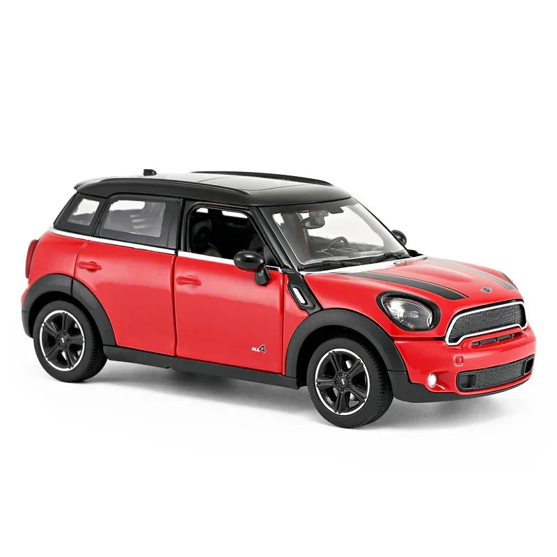 Mini Countryman, 1:24 Scale (Red) — image 5