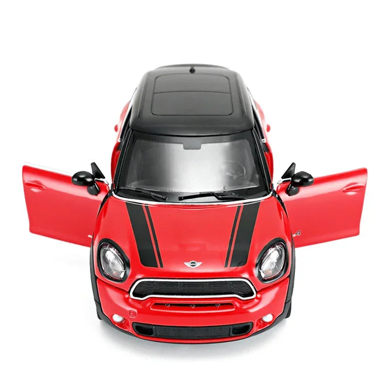 Mini Countryman, 1:24 Scale (Red) — image 6