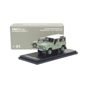 *PRE-ORDER* Land Rover Defender 90 Heritage Edition 2015, 1:64 Scale (Green) — image 1