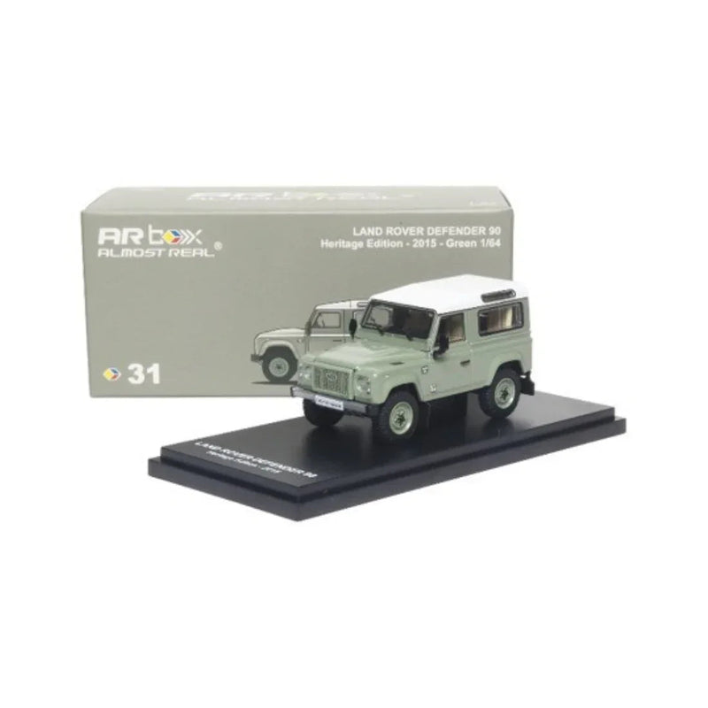 *PRE-ORDER* Land Rover Defender 90 Heritage Edition 2015, 1:64 Scale (Green) — image 1