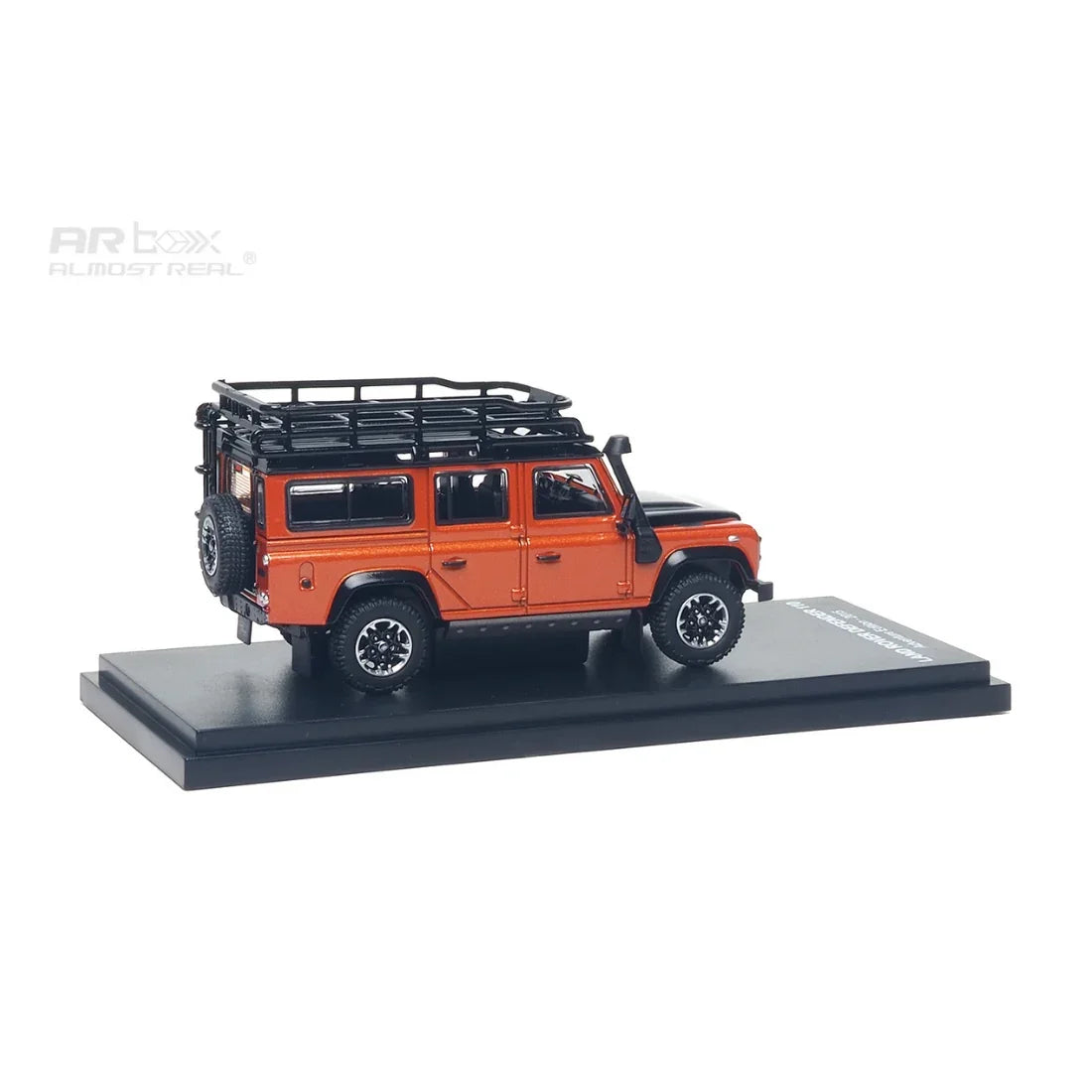Land Rover Defender 110 Adventure Edition - 2015, 1:64 Scale — image 6