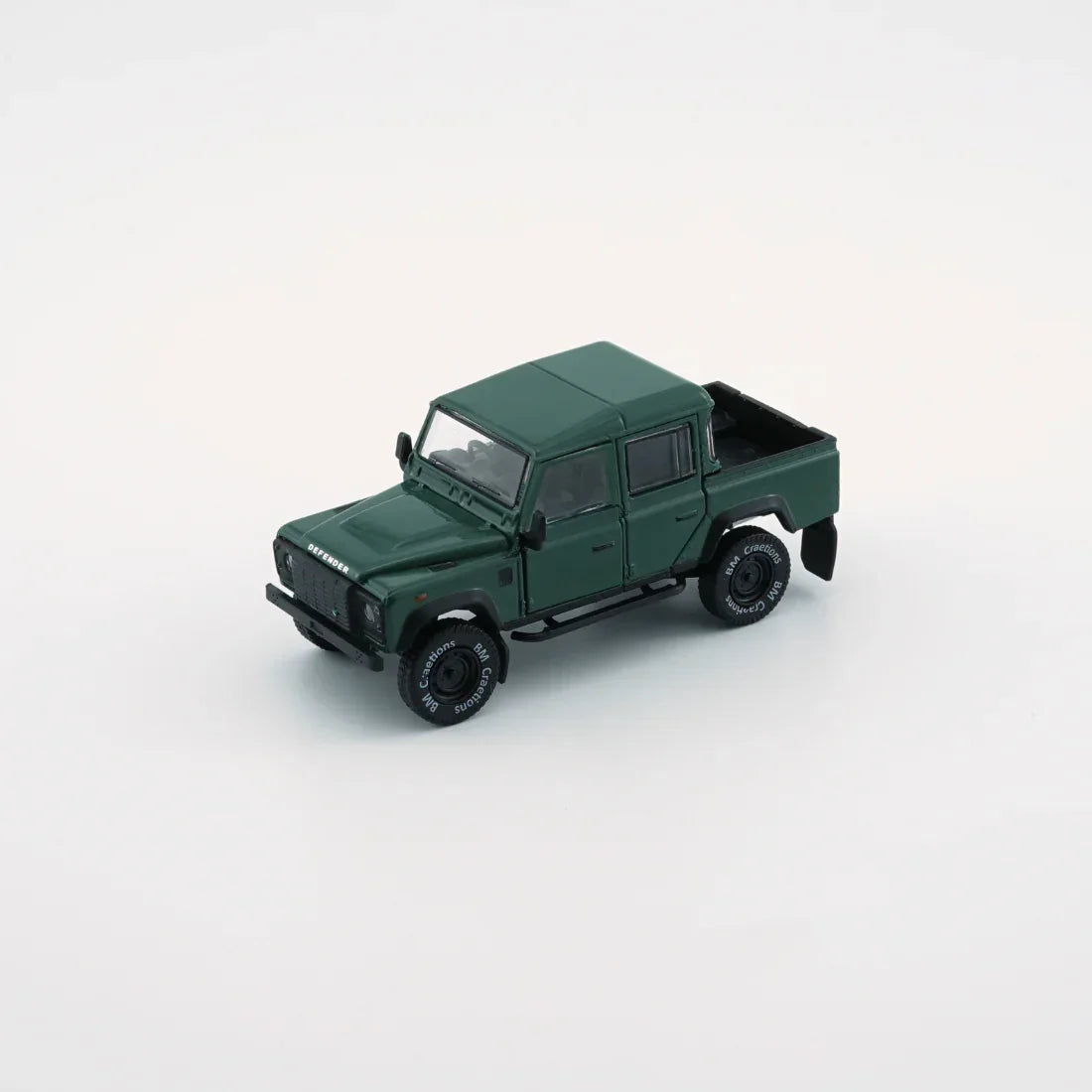 Land Rover 2016 Defender 110 Pick Up, 1:64 Scale (Green) — image 2