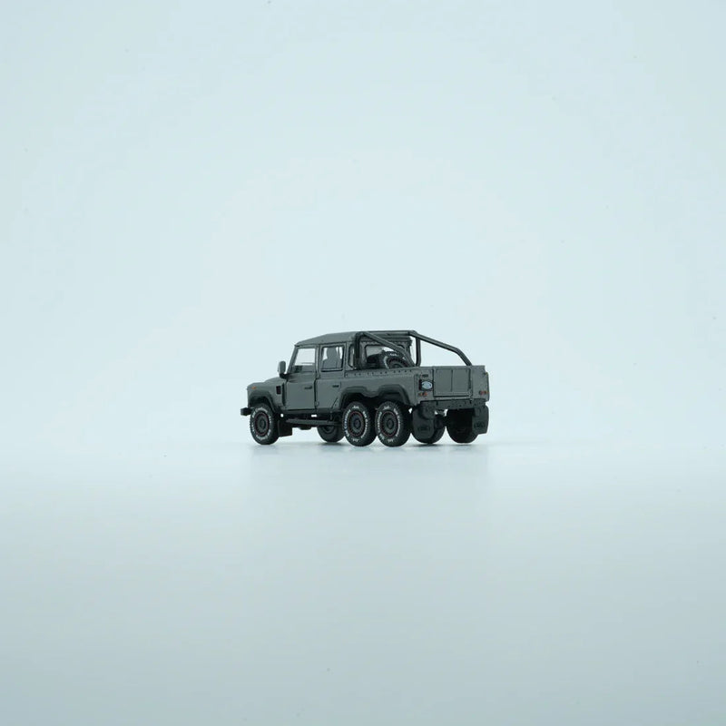 Land Rover Defender 110 PickUp 6x6 Acc Pack 2016, 1:64 Scale (Dark Grey / Silver) — image 2