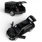 Bentley Bentayga, 1:32 Scale (Black) — image 5