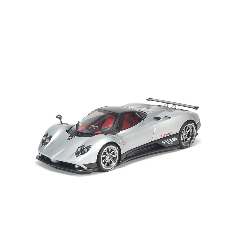 *PRE-ORDER* Pagani Zonda F - Grigio Mercurio 2005, 1:18 Scale — image 2