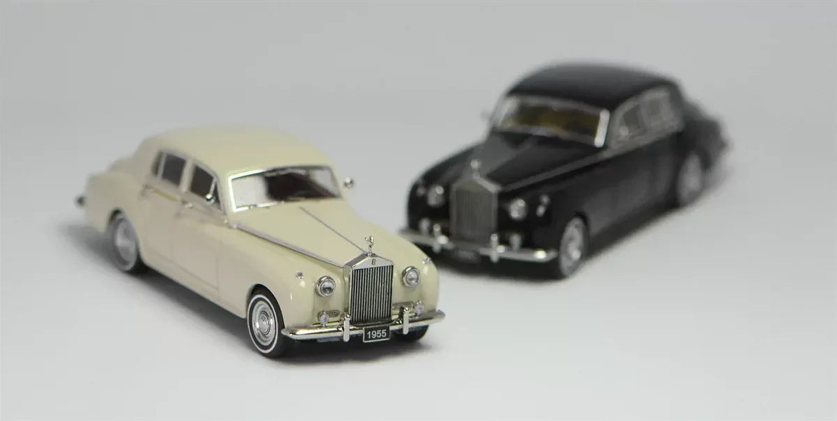 Rolls Royce Silver Cloud 1955, 1:64 Scale (Ivory) — image 6
