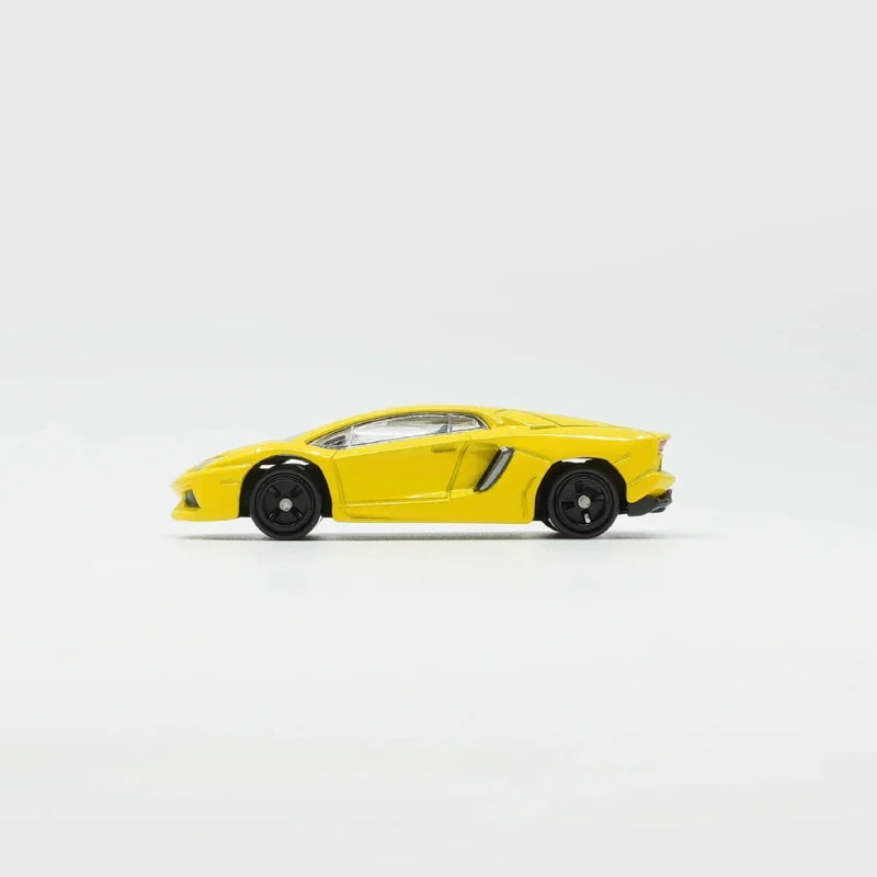 Tomica (Asia Original) A0-03 Lamborghini Aventador LP 700-4, 1:68 Scale (Yellow) — image 2