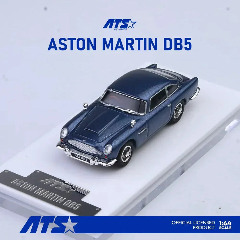 Aston Martin DB5, 1:64 Scale (Metallic Blue) — image 1