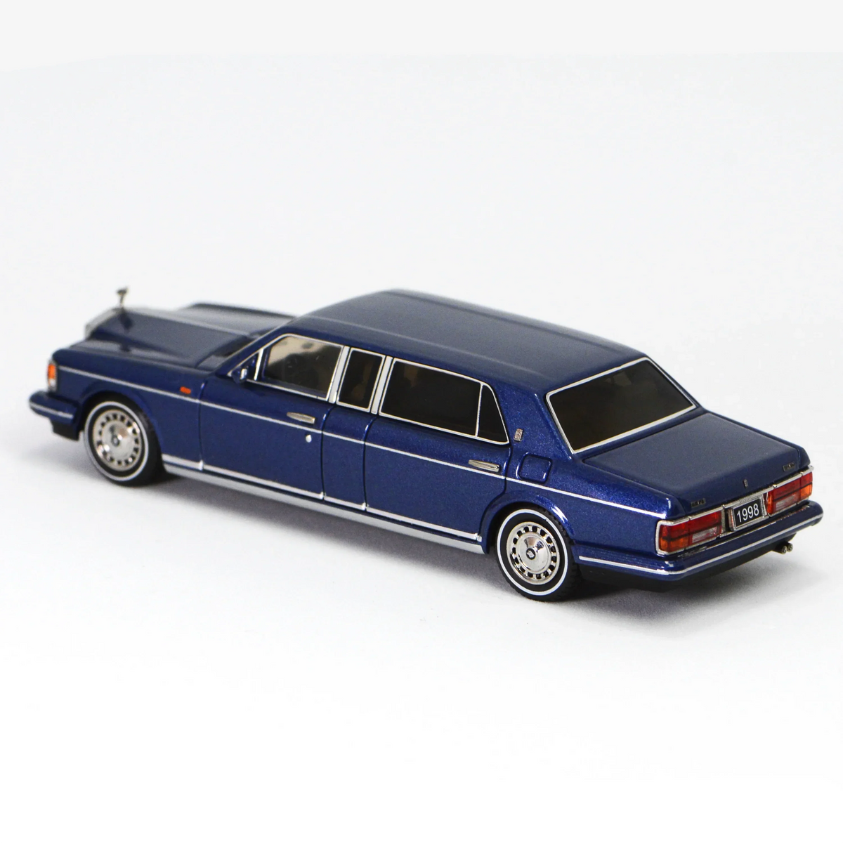 *HEC 2026* Rolls-Royce Silver Spur Park Ward 1998, 1:64 Scale (Blue) — image 3