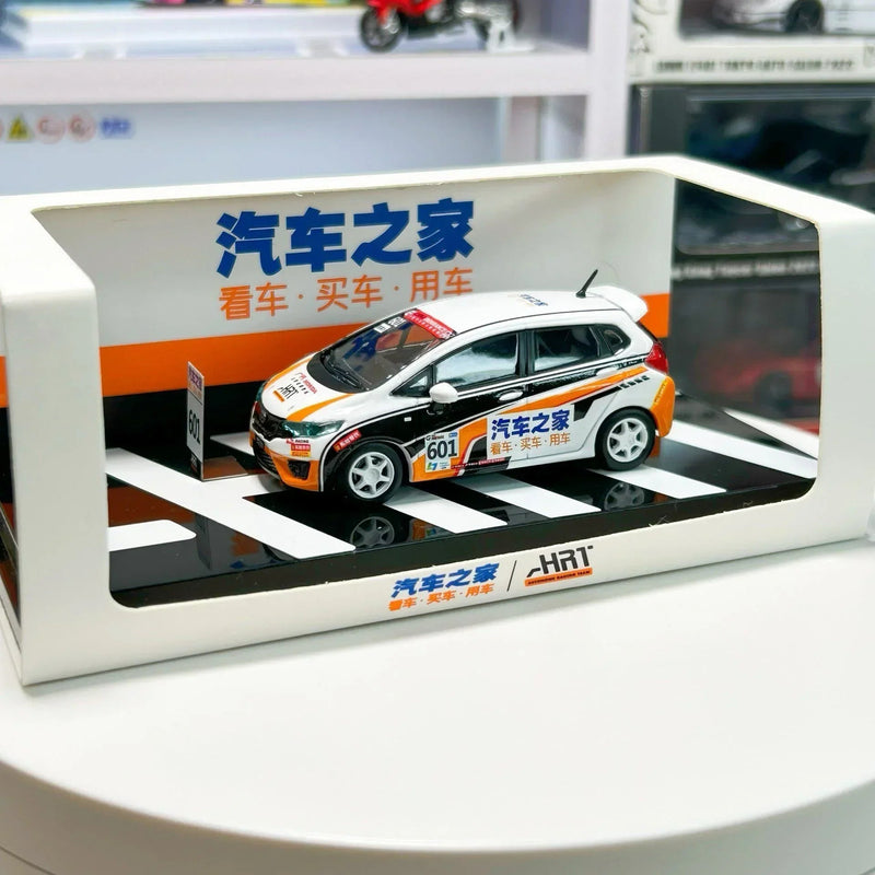 Honda Fit (GK5) Ahrt Box Set #601 #818, 1:64 Scale — image 1
