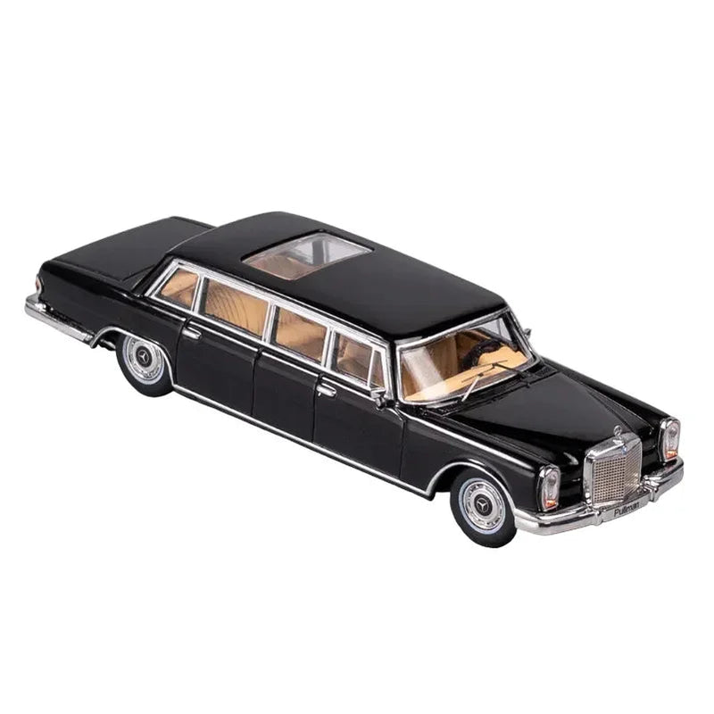 Mercedes-Benz 600 Pullman Limousine No.33, 1:64 Scale (Black) — image 2