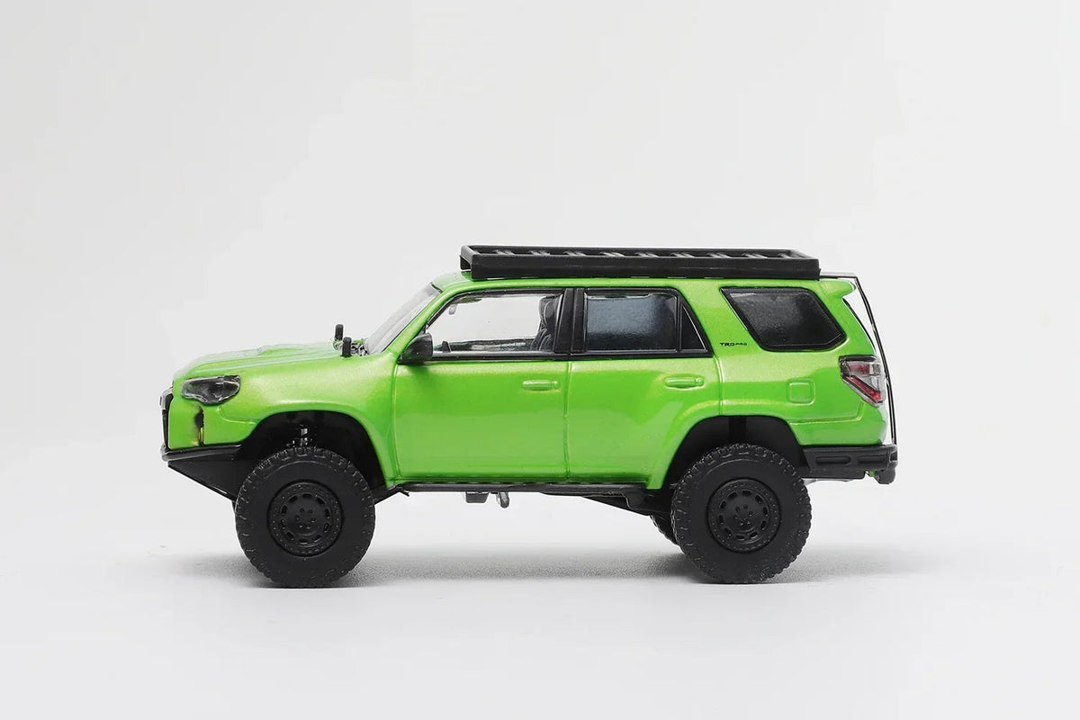 Toyota 4Runner Heavy Modified Version With Accessories, 1:64 Scale (Green) — image 3