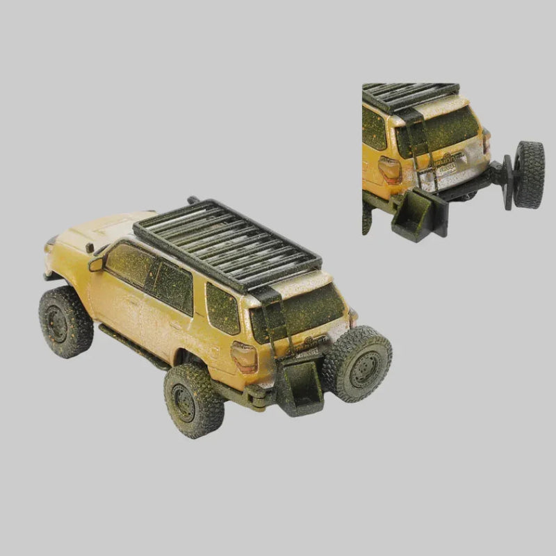 Toyota 4Runner Pre-Runner with Accessories (Silver), 1:64 Scale — image 2