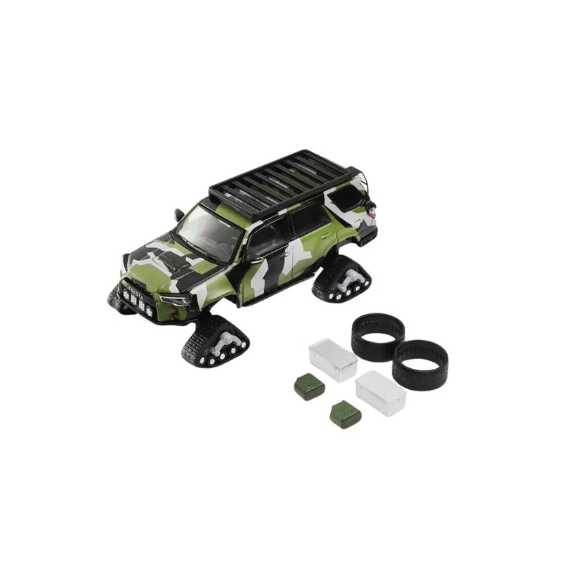 Toyota 4Runner Pre-Runner Snow Edition Modified Split with Accessories (Camouflage) — image 1
