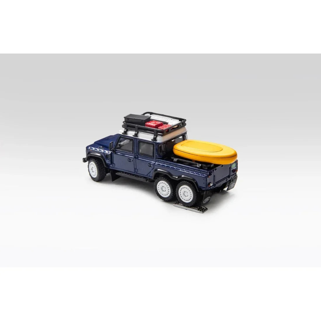 *PRE-ORDER* Defender 6x6 with Accessories, 1:64 Scale (Blue) — image 4