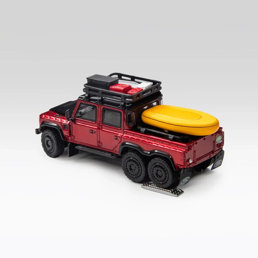 *PRE-ORDER* Land Rover Defender 6x6 (Modified Version) with Accessories, 1:64 Scale (Red) — image 4