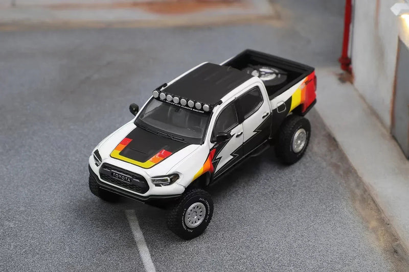 Toyota Tacoma TRD PRO LHD 2022, 1:64 Scale (White) — image 1