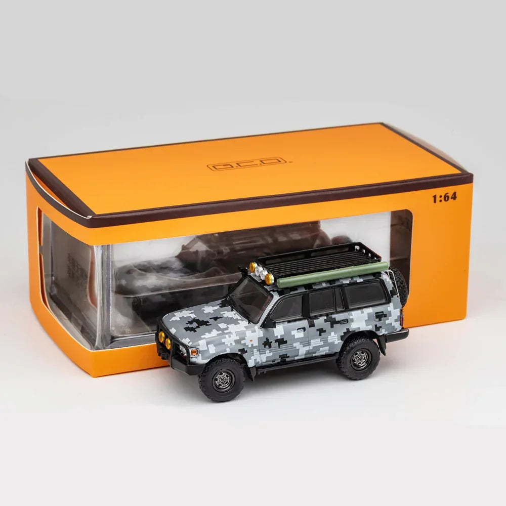Toyota Land Cruiser LC80 Modified Version, 1:64 Scale (Grey) — image 4