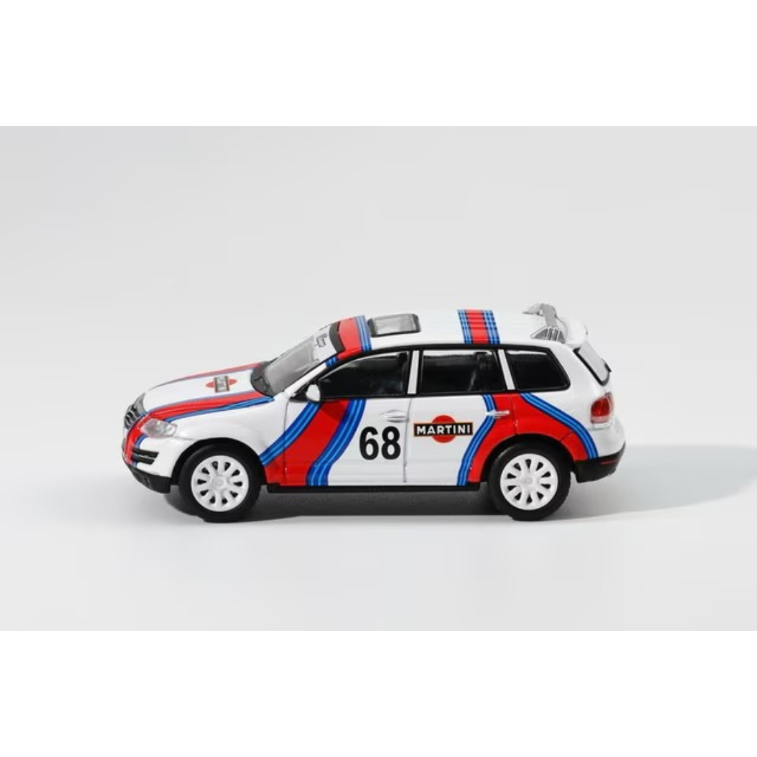 *PRE-ORDER* Volkswagen Touareg R50 Martini Livery, 1:64 Scale — image 3