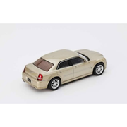 *PRE-ORDER* Chrysler 300C SRT8 2005, 1:64 Scale (Golden) — image 4