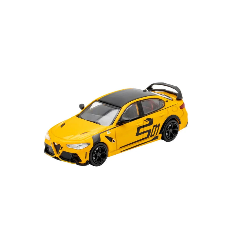 Alfa Romeo Giulia GTAM, 1:64 Scale — image 1
