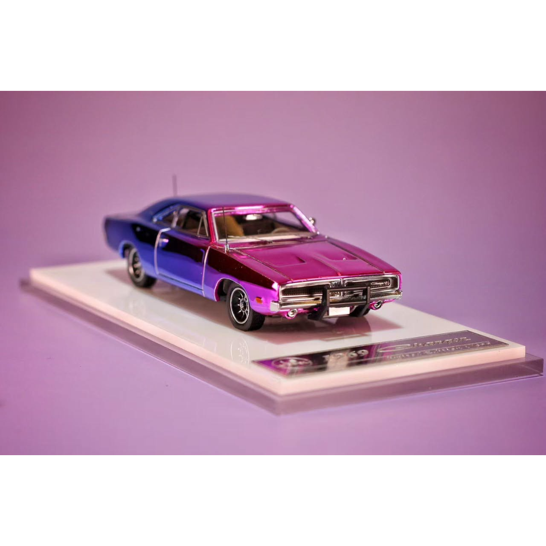 *PRE-ORDER* Dodge Charger 1969, 1:64 Scale (Chrome Magic Blue) — image 4