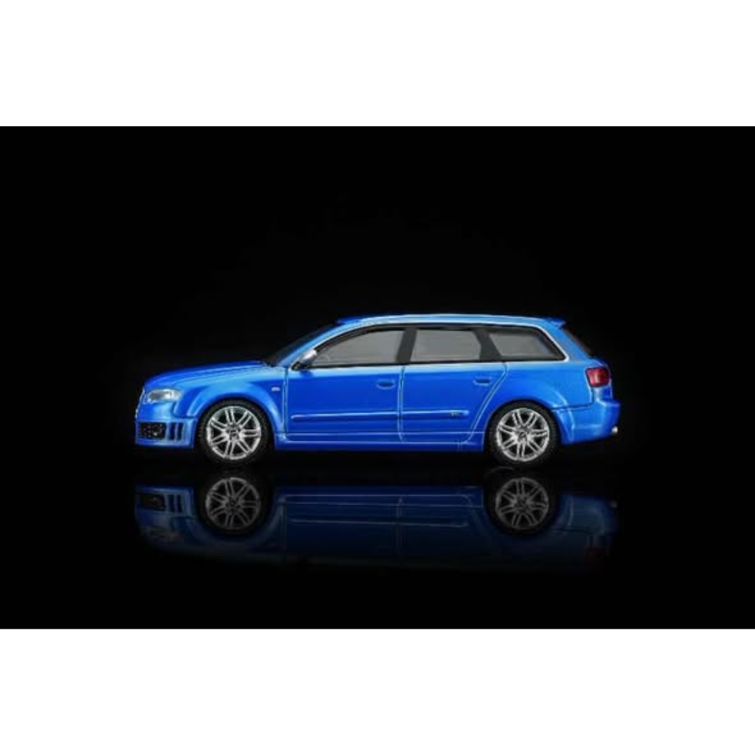 *PRE-ORDER* Audi RS 4 (B7) 2005, 1:64 Scale (Sprint Blue Pearl) — image 1