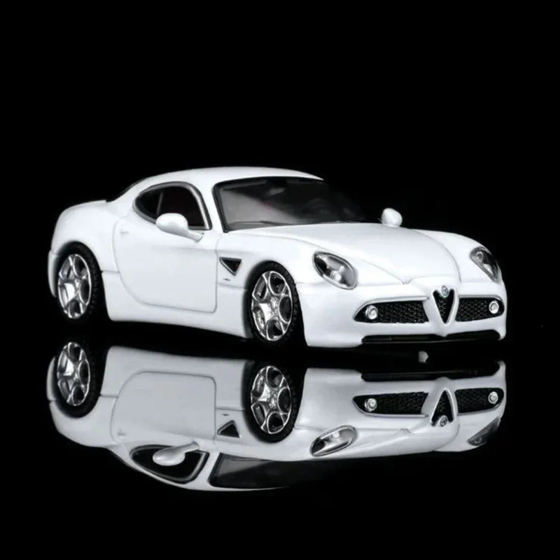 *PRE-ORDER* Alfa Romeo 8C Competizione 2008 Bianco Polare, 1:64 Scale — image 1