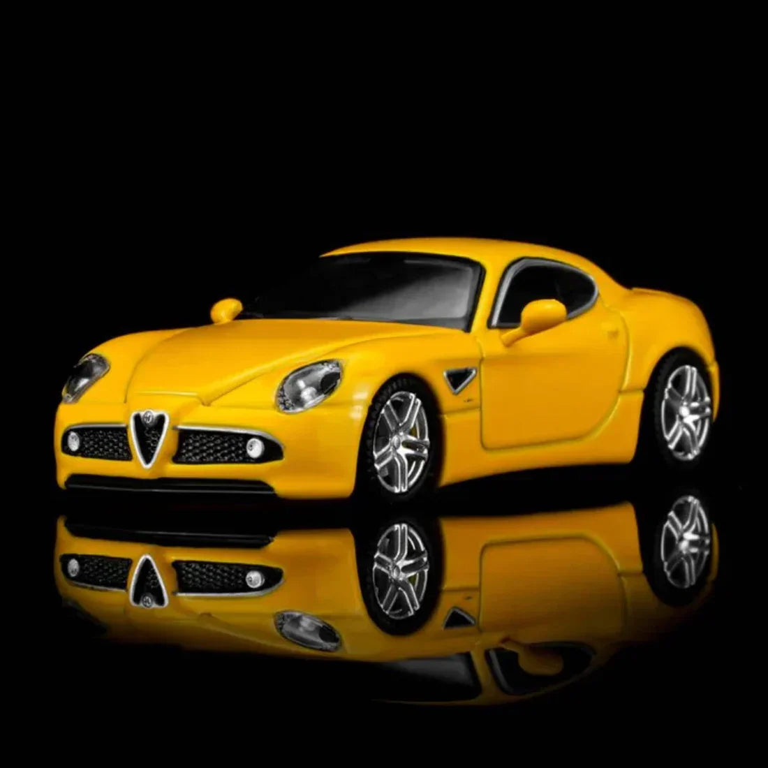 *PRE-ORDER* Alfa Romeo 8C Competizione 2008 Giallo Mica, 1:64 Scale — image 1