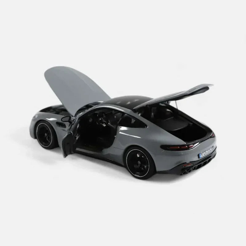 Mercedes-AMG GT 43, 1:18 Scale (Alpingrey) — image 4