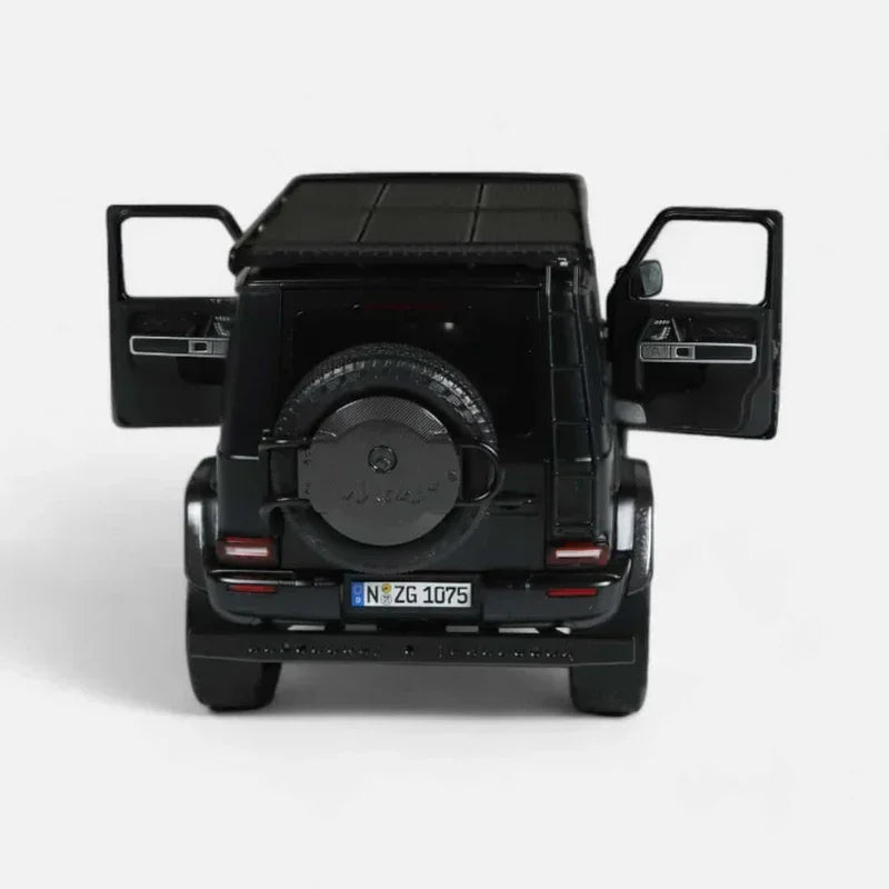 Mercedes-AMG G 63 4x4² Offroad, 1:18 Scale (Night black) — image 4