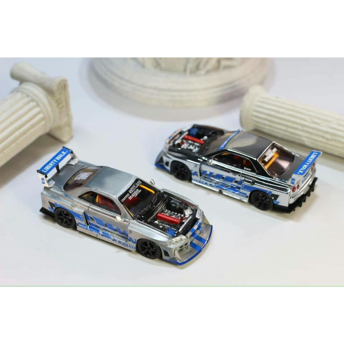 *PRE-ORDER* Nissan Skyline R34，ER34 Super Silhouette (Open-Hood, Visible Engine) Raw Silver-Blue, 1:64 Scale — image 4