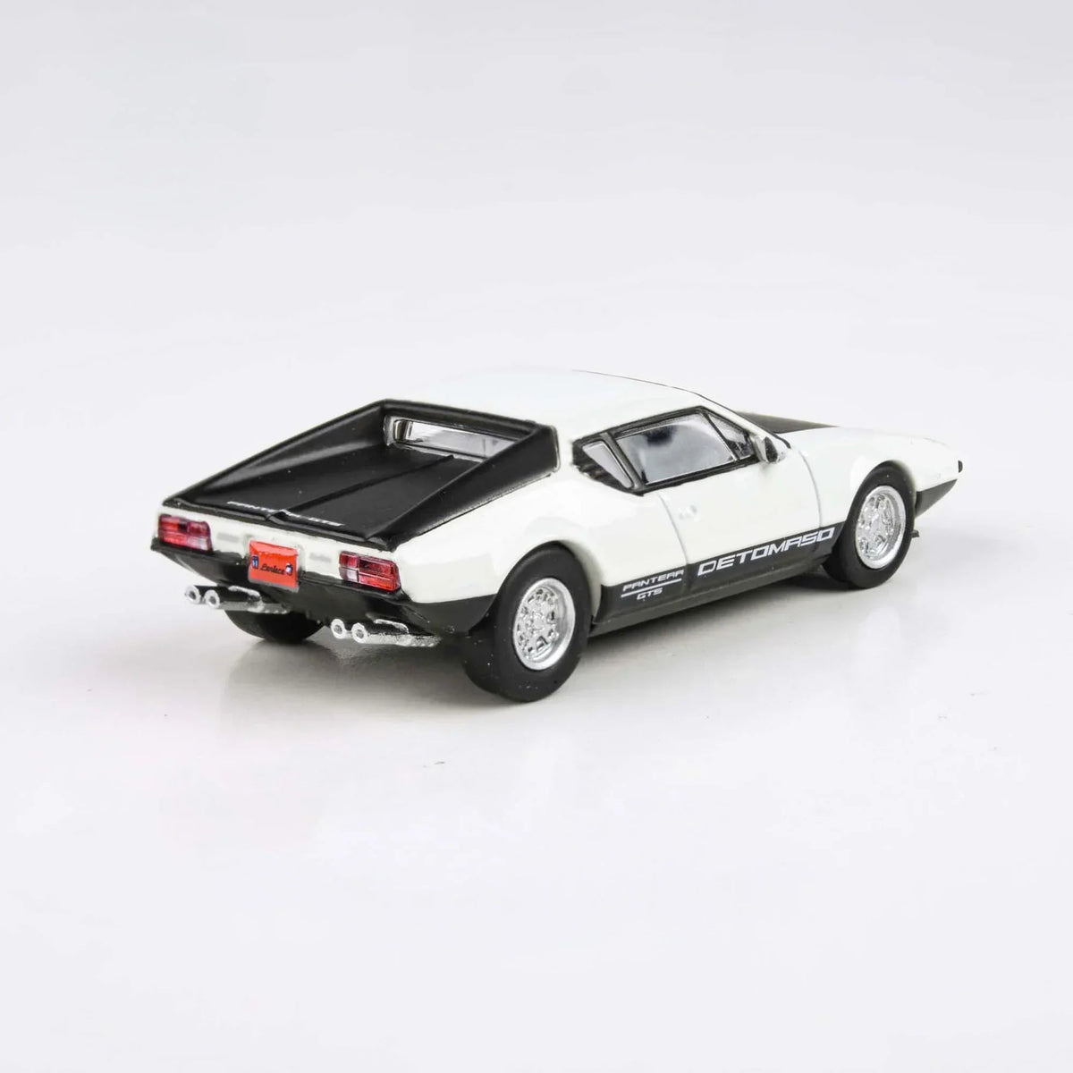 De Tomaso Pantera RHD 1972, 1:64 Scale (White) — image 3