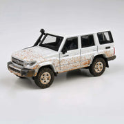 Toyota Land Cruiser 76 Off Road Effect LHD, 1:64 Scale (White) — image 1