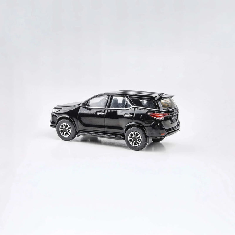 Diecast Toyota Fortuner 2023, 1:64 Scale (Black) — image 2