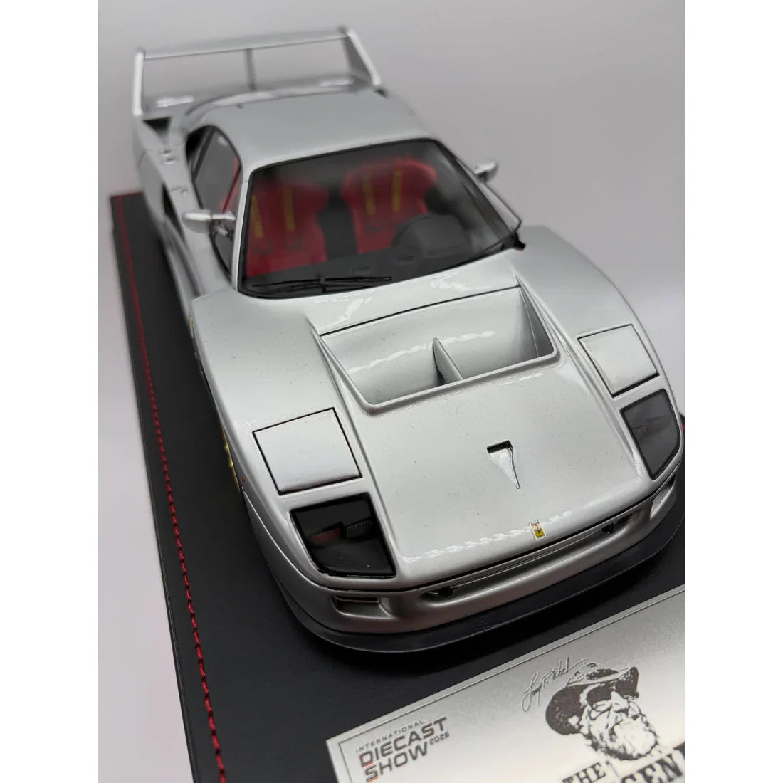 Larry Wood International Diecast Show The legend Asia Tour Ferrari F40 Resin (Limited to 30) 2026, 1:18 Scale (Silver) — image 4