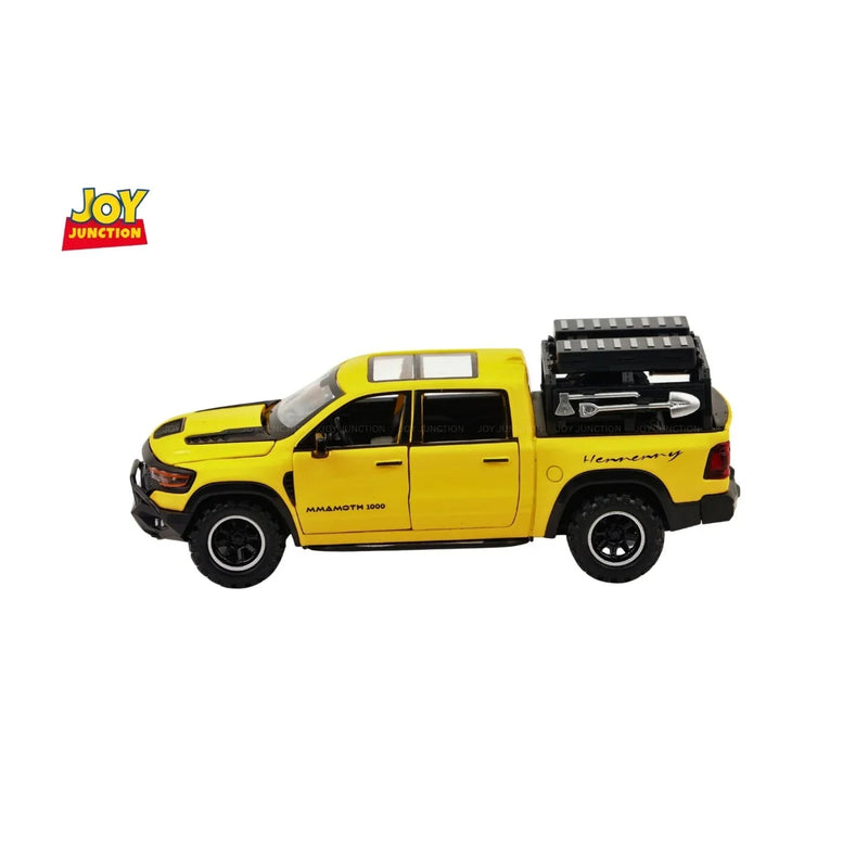 Ram Mamoth - Light, Sound with Openable Doors, 1:32 Scale (Yellow) — image 2