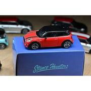 Mini Cooper Red with Black Roof Top, 1:64 Scale — image 1