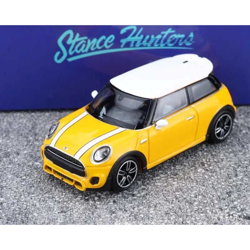 Mini Cooper Yellow with White Roof Top, 1:64 Scale — image 1
