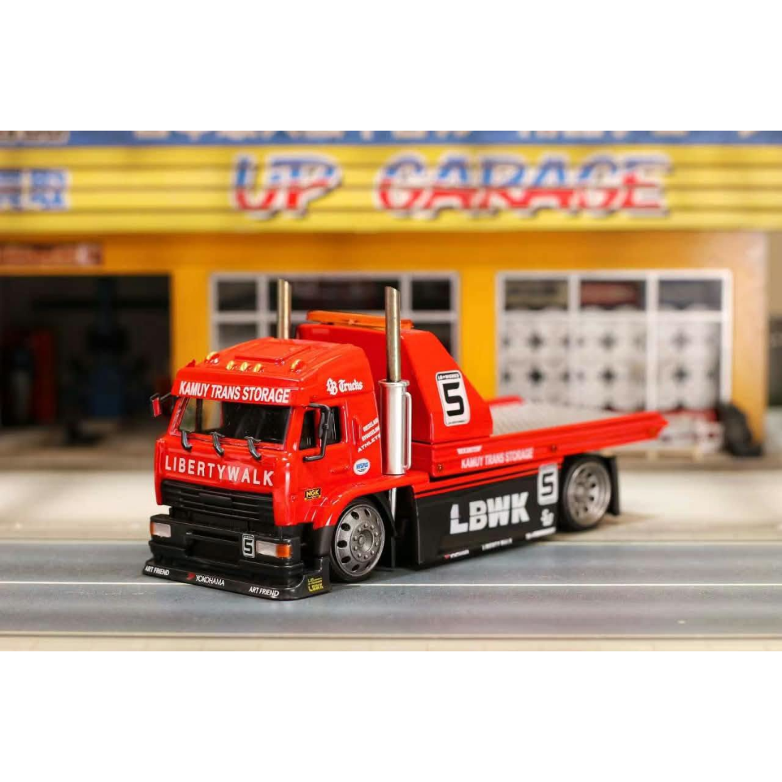 *PRE-ORDER* Lamaz Tow LB #5, 1:64 Scale (Red) — image 1