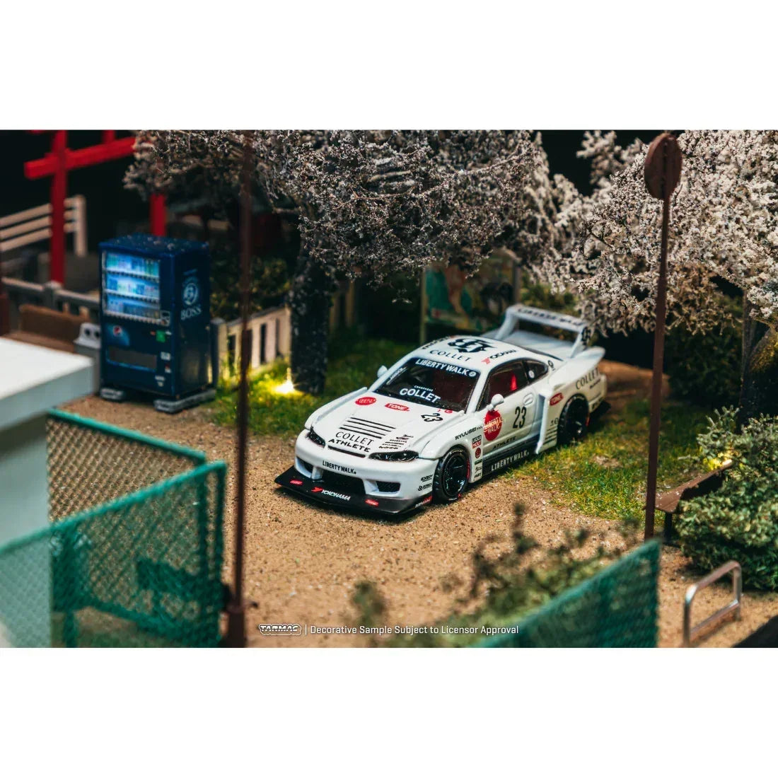*PRE-ORDER* LB-Super Silhouette Nissan SILVIA (S15) Drift 2025, 1:64 Scale — image 3