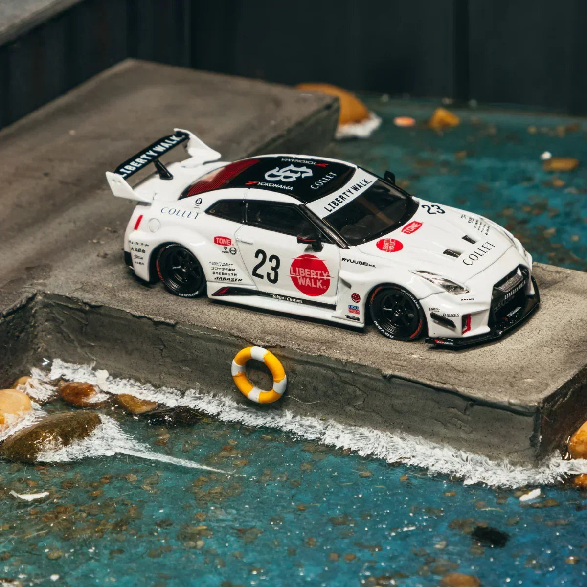 *PRE-ORDER* LB-Silhouette Works GT NISSAN 35GT-RR, 1:64 Scale (White) — image 5