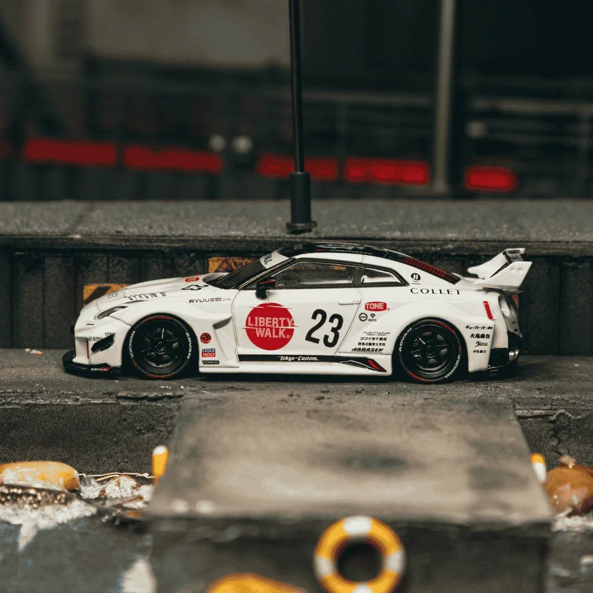 *PRE-ORDER* LB-Silhouette Works GT NISSAN 35GT-RR, 1:64 Scale (White) — image 3