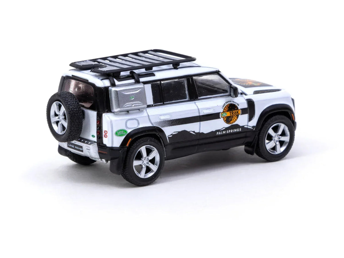 Land Rover Defender 110 TRēK Edition - Global64, 1:64 Scale (White) — image 2