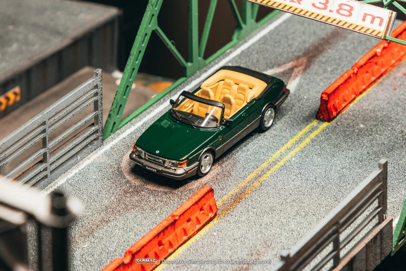 *PRE-ORDER* Saab 900 Turbo Convertible Chance of Chase Car, 1:64 Scale (Green) — image 2