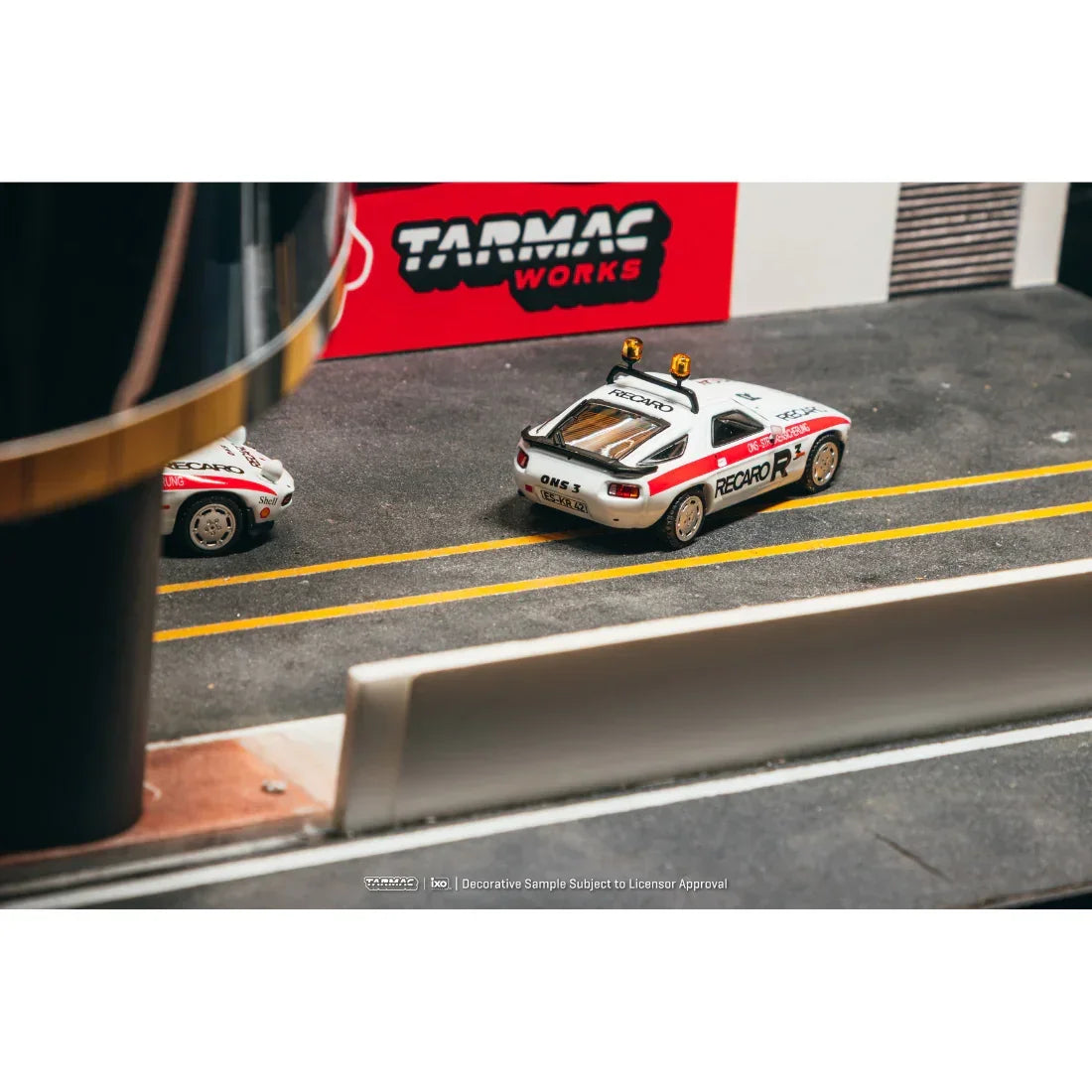 *PRE-ORDER* Porsche diecast 928 S Safety Car (Chance of Chase Car), 1:64 Scale — image 3