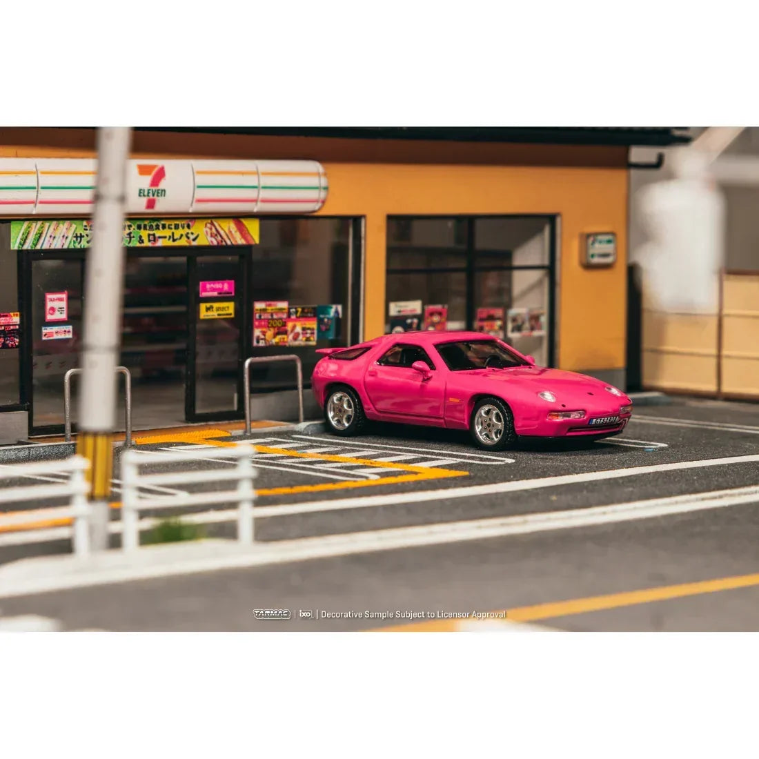 *PRE-ORDER* Porsche diecast 928 GTS Chance of Chase Car with Pop-Up Head-Lights, 1:64 Scale (Rubystone Red) — image 5
