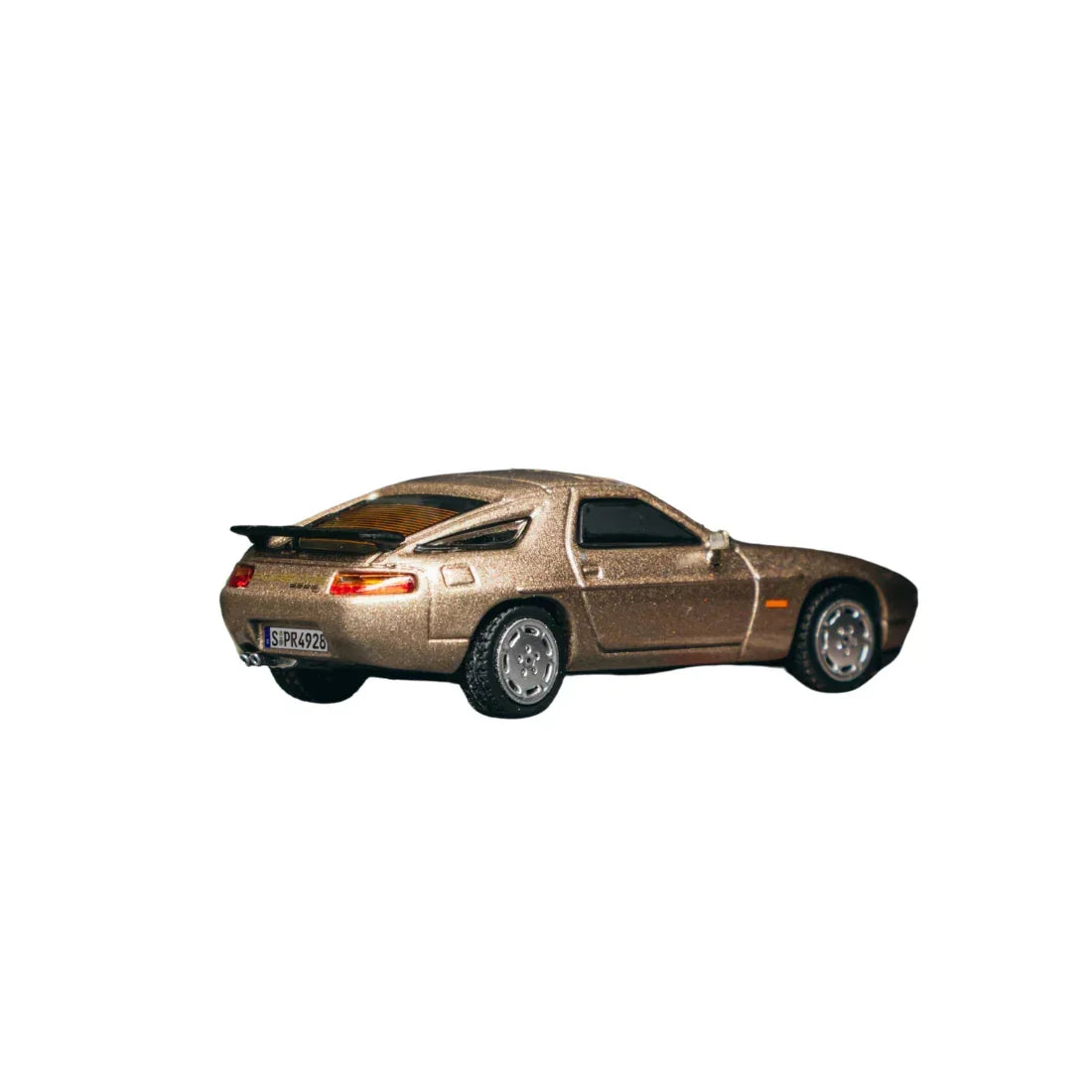 *PRE-ORDER* Porsche diecast 928 S4 Chance of Chase Car (with Pop-Ip Head-Lights), 1:64 Scale (Platinum Metallic) — image 3