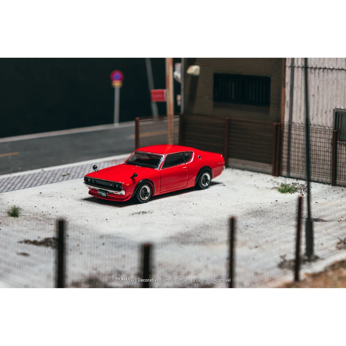 *PRE-ORDER* Nissan Skyline 2000GT-R (KPGC110) (Chance of Chase Car), 1:64 Scale (Red) — image 2